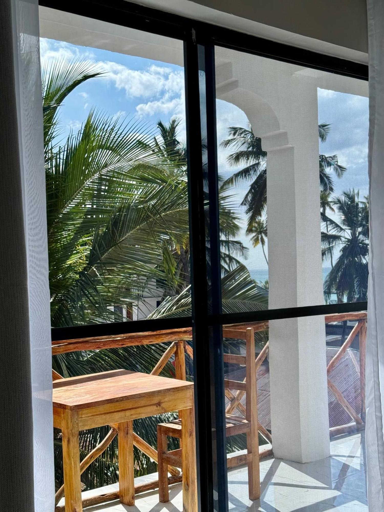 Rafiki Hotel Nungwi Beach Ngoại thất bức ảnh